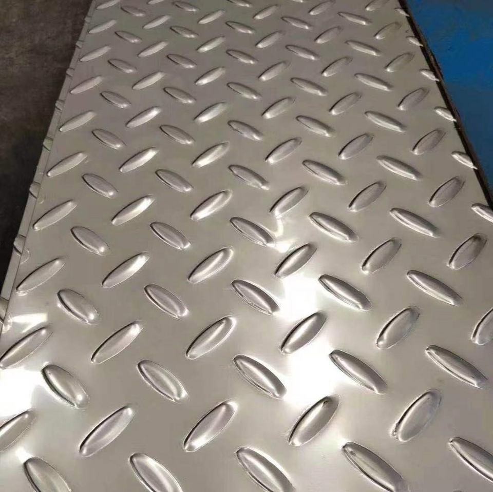 Best 1100 Aluminum Checker Plate Sheet 4x8 Embossed Sheet T351-T851 wholesale