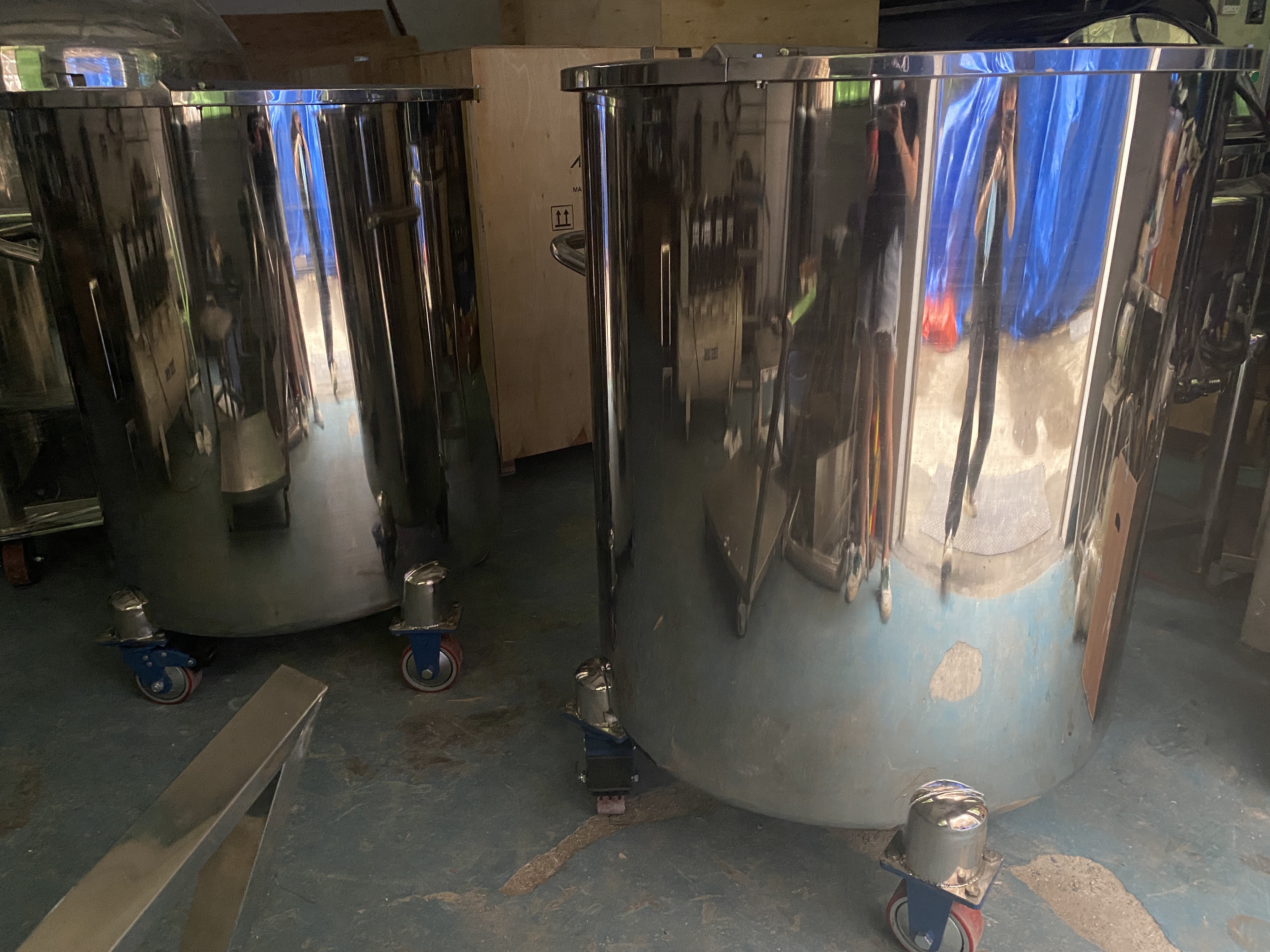 Best 200L 300L 500L Stainless Steel Storage Tank for cosmetic health level raw material wholesale