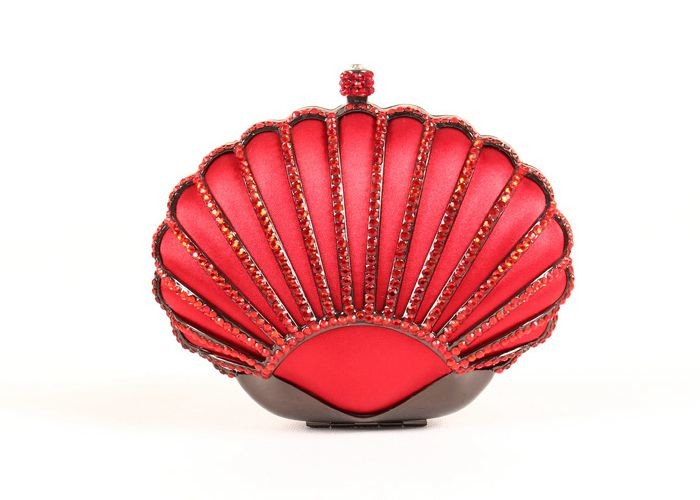Best Shell Shaped Red Shell Shaped Cluth Bag Kiss Lock And Unique Long Chain wholesale