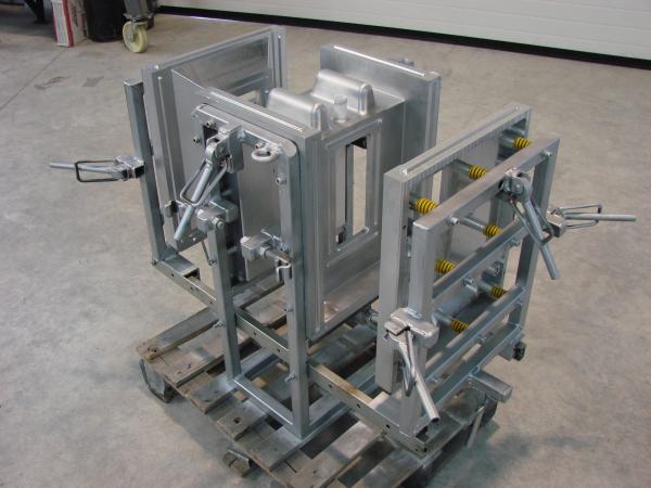 Cheap Electronics Making Rotational Moulding Services Wide Application Range for sale