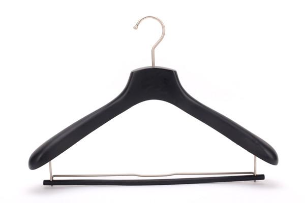 Cheap Betterall Curved Contour Wood Suit Hanger with Locking Bar for sale