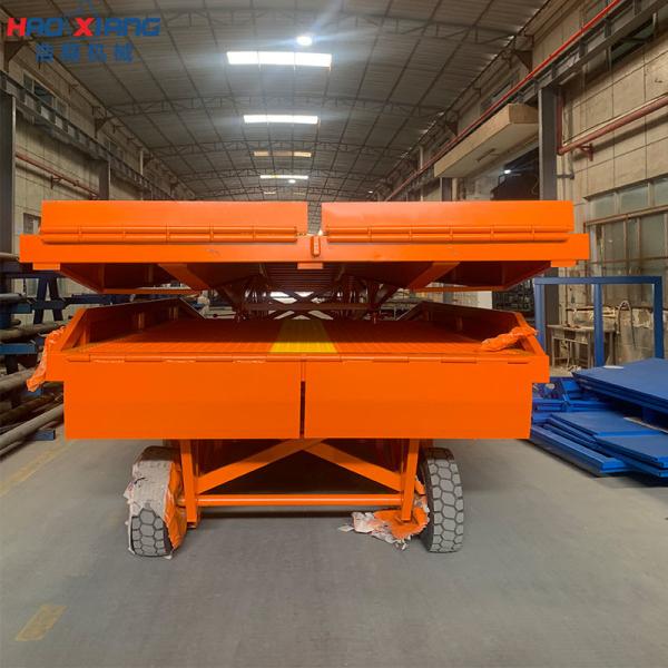 Cheap Trailers 10T Folding Dock Ramp Temporary Loading Dock Customized for sale