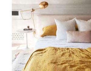 China Pure Washed Linen Sheets Set European Flax Bedding Customizable and Can Be Customized on sale