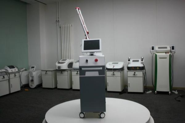 Cheap Rotatable display,flexible operating light guarding arm,distinct result, ND Yag Laser Machine for sale