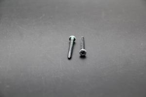 China Small Galvanized Flange Self Tapping Screws Type C -H DIN 7981 ST3.9x19 With Serration on sale