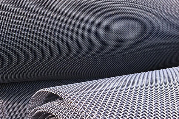 Carbon Steel Compound Balanced Belt , Herringbone Conveyor Mesh Belt For Wide Range