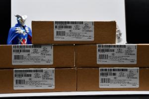 Siemens BUS Connector for use with ET 200SP, 6ES7193, SIMATIC