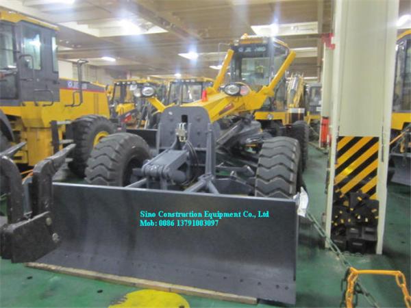 Cheap Gr1805 Construction Motor Grader With Three Stage Electronically Controlled Engine for sale
