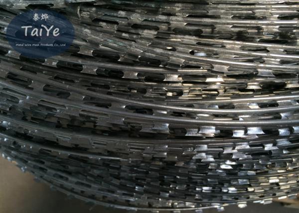 Cheap Electro Galvanized Razor Style BTO11 Barbed Wire With Sharp Blade for sale