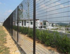 Standard Square Hole Welded Wire Mesh Fence Panels Strong Welded Point