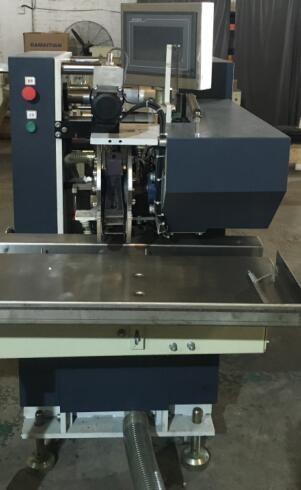 Cheap Automtic Tissue Paper Production Line Pocket Tissue Automatic Paper Folder for sale