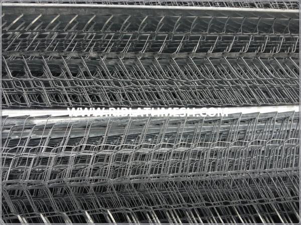 Cheap 60cm Width Expanded Metal Lath , High Tensile Metal Mesh Lath With V Ribs for sale