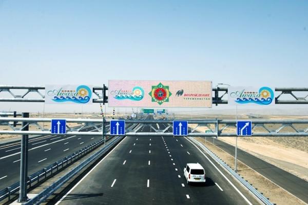 Cheap Scrolling Message P20 200w/m2 256*128 Traffic Led Sign for sale