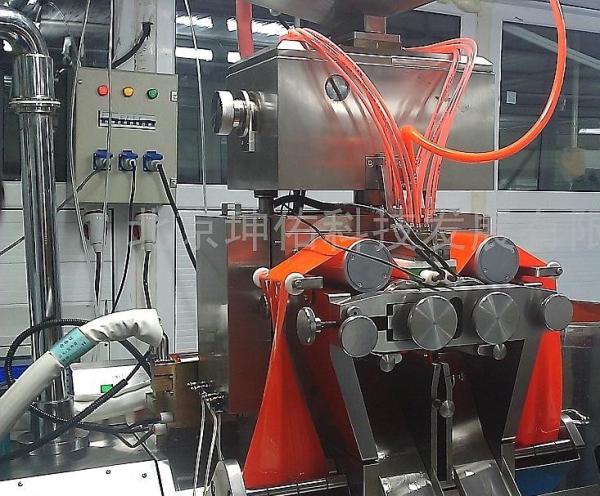 Cheap Automatic Paintball Encapsulation Machine With Parallel Gelatine Suplly PLC for sale