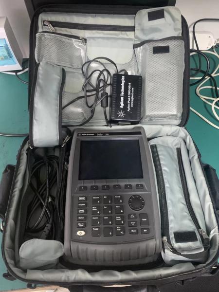 Cheap Portable Agilent N9913A FieldFox Handheld RF Analyzer 4 GHz Keysight Spectrum Analyzer for sale