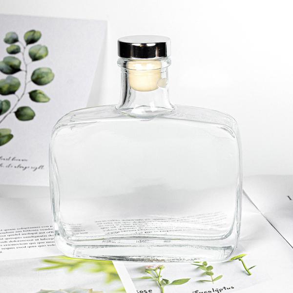 Cheap Transparent 300ml 500ml Empty Glass Wine Bottles Embossing Electroplating for sale