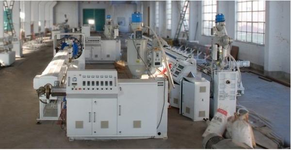 Cheap PVC Fiber Enhancing Soft Pipe Extrusion Machine for Plastic Pipe Extrusion Process for sale
