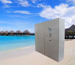 Best Barcode Password Computer Safe Luggage Lockers Beach Lockers Public Locker With Multi Language UI wholesale
