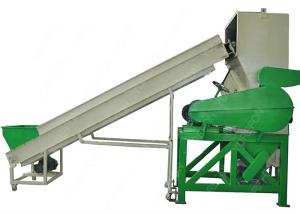 Post Consumer HDPE PET Plastic Bottle Crushing Machine With V Type Single Shaft