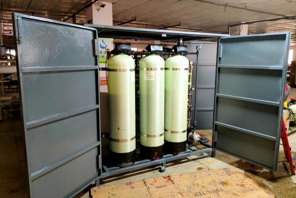 Cheap Small Water Treatment Plant Reverse Osmosis System With Cover for sale