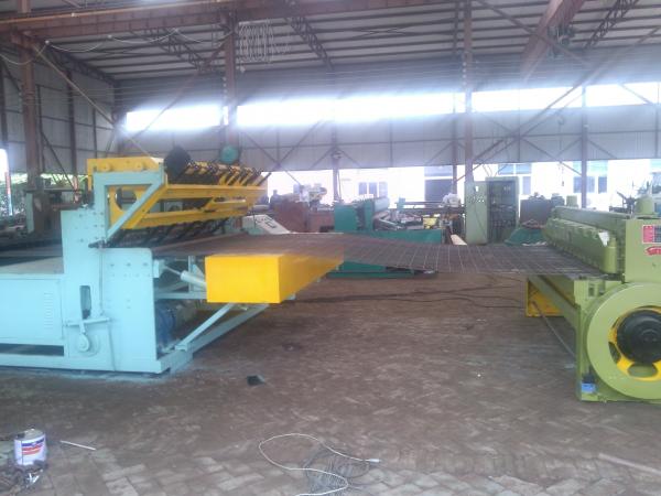Cheap Rebar Construction Fence Mesh Welding Machine With PLC Control System for sale