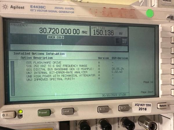 Cheap Keysight/Agilent E4438C Portable ESG RF Signal Generator Durable for sale
