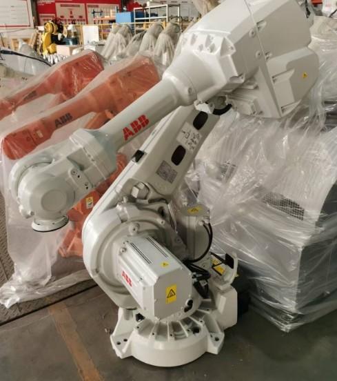 Cheap IRB 4600-60/2.05 IRC5 Controller Used ABB Robots 6 Axis Robotic Arm 2050mm Range Highly Reliable And Efficient for sale