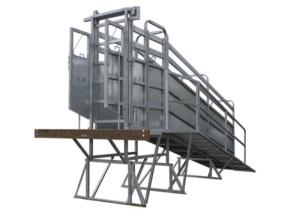 Common Sizes Portable Sheep Loading Ramp , Lightweight Livestock Loading Chute