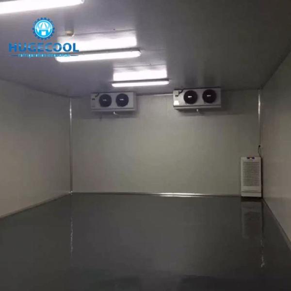 Cheap Energy Saving Solar Cold Room , Mobile Cold Room High Efficiency For Meat for sale