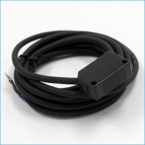 China Compact Diffuse Photoelectric Sensor Switch 12Vdc 4 Wires PNP Adjustable Transducer on sale