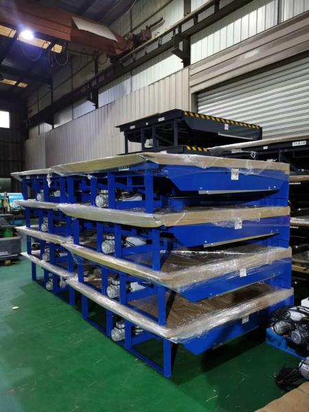 Cheap Hydraulic Industrial Loading Dock Leveler Push Button Security Checkered Plate for sale