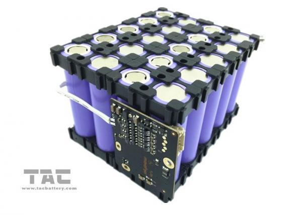 Black 12V Lifepo4 Battery Pack 7.5AH Home Solar Light System Or EV