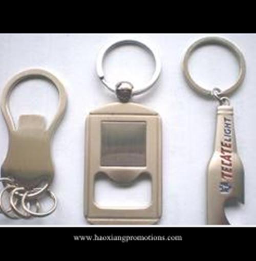 Cheap Fashion High Quality Promotional design bottle opener metal bottle opener keychain for sale