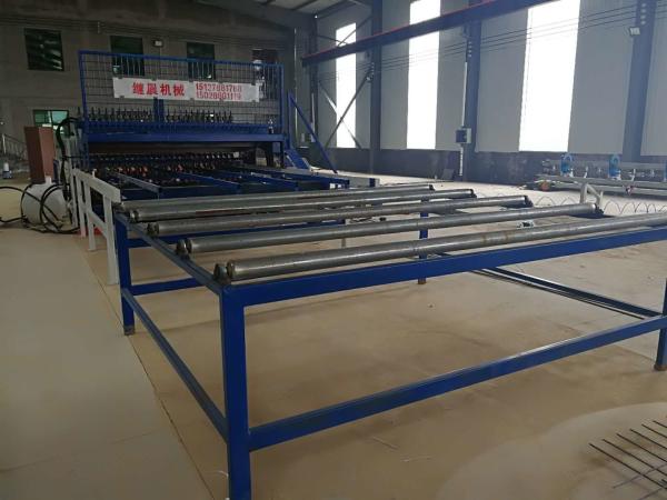Cheap Steel Bar / Reinforcing Concrete Welded Wire Mesh production Line for sale