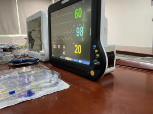 China Medical Multipara ICU Cardiac Monitor Multi Language With Touch Screen on sale