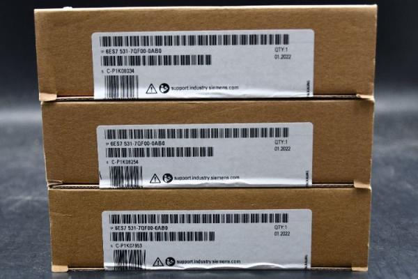 Siemens S7-1200 PLC CPU - 8 (Digital Input, 2 switch as Analogue Input) Inputs,