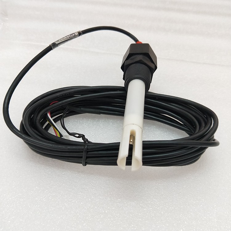 Conductivity Transmitter for Precise EC Value Detection in Real-Time Water Monitoring