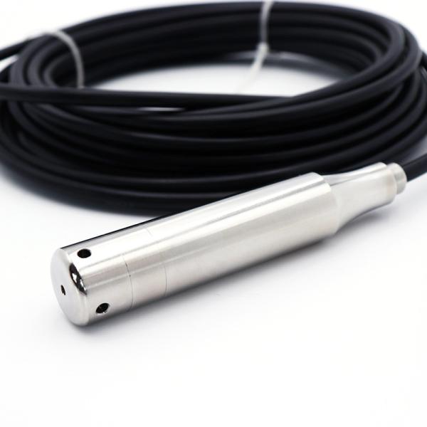 Cheap SS304 Housing RS485 Submersible Level Sensor Transmitters for sale