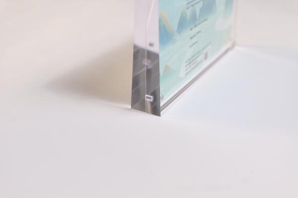 Cheap Clear Acrylic Magnetic Photo Frame 8 x 12 Digital Photo Frame With Clock Display for sale
