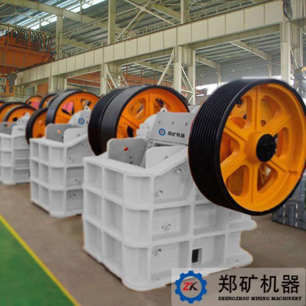 Cheap Energy Saving Stone Crusher Machine , Limestone Quarry Marble Crusher Machine for sale