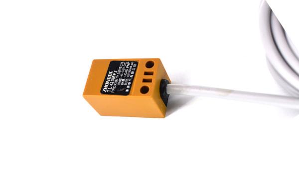 Cheap Normally Open Inductive Proximity Sensor Switch Anti Vibration Wide Voltage Range for sale