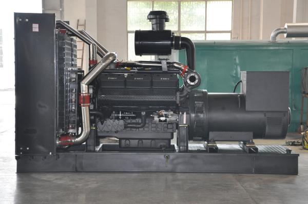 Cheap Versatile Shanghai Generators Mobile 600KW Diesel Generator Multiple Applications for sale
