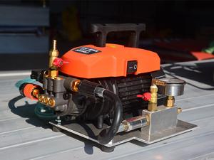 China Lightweight Conveyor Belt Vulcanizing Tools Mini Electric Water Pump on sale