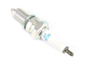China Original Motorcycle NGK Spark Plug for Honda KTT, CBF150 on sale