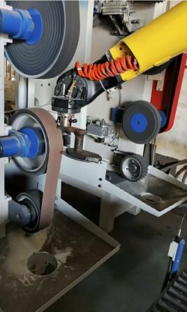 Cheap Fully Automated Robot Polishing System Eco Friendly Metal Polishing Robot for sale