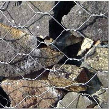 Cheap hexagonal retaining wall wire netting,rock fall protection Hexagonal Rock for sale