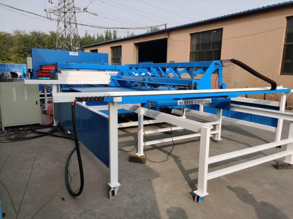 Cheap CNC Schneider Switch 6mm Fence Mesh Welding Machine for sale