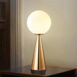 China Post-modern Led Beds Table Lamp Simple Luxury Glass Bedroom Lamp Bedside Table lamp(WH-MTB-61) on sale