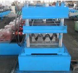 Cheap Galvanized steel sheet guard railway roll forming machine hydraulic power 5.5KW for sale