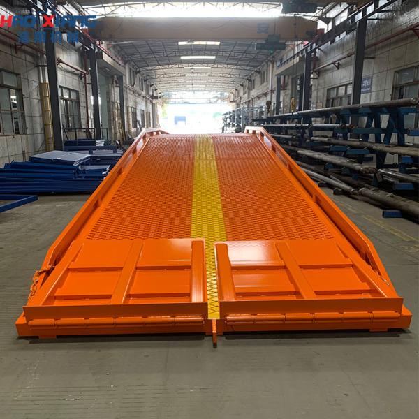 Cheap 10 Ton Mobile Dock Ramp Steel Yellow For Efficient Loading Unloading for sale